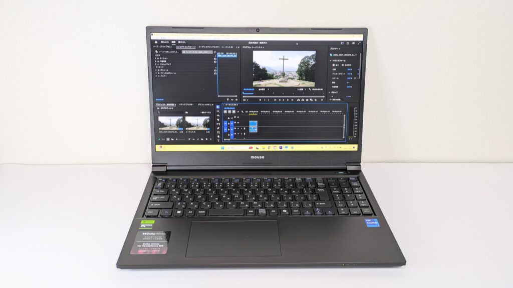 mouse K5-I7G50BK-B　Premiere Proを動かしている写真