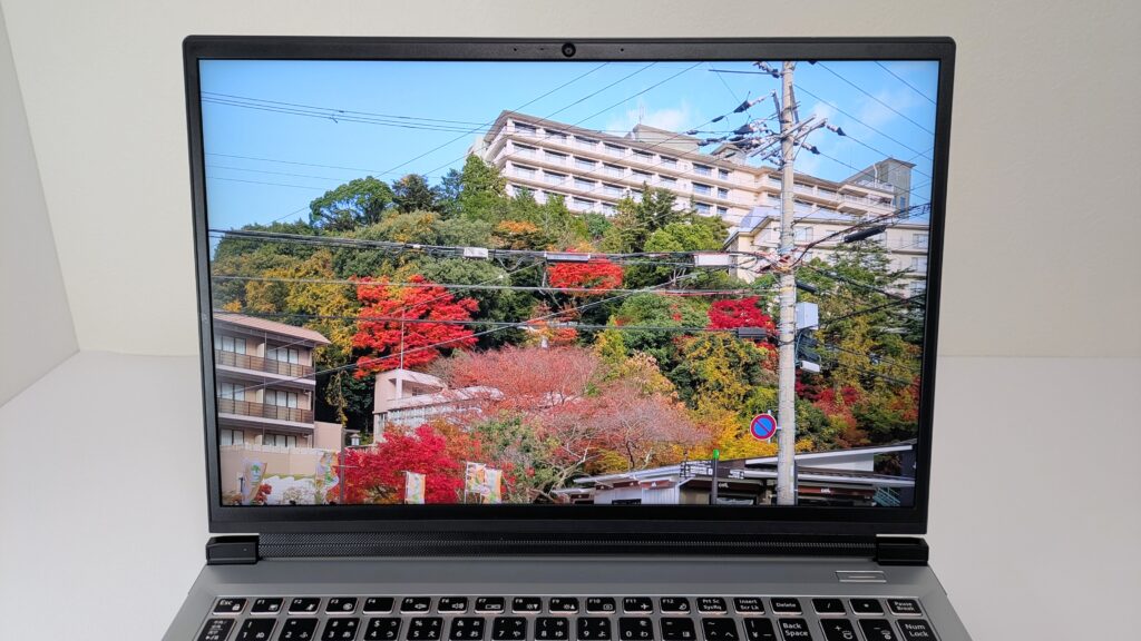DAIV R6-I7G50SR-A　きめ細かなディスプレイ