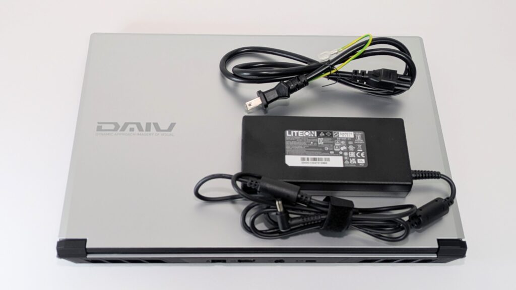DAIV R6-I7G50SR-A　acアダプターとセット