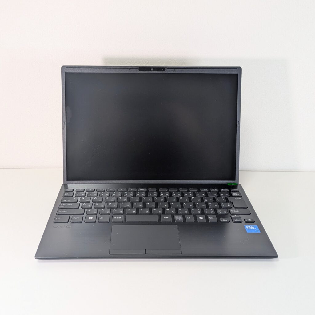 VAIO S13　正面からの写真