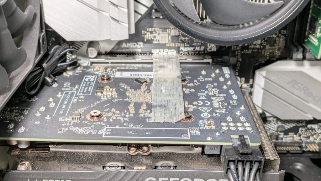 レベルインフィニティ　グラフィックボードのテープについて