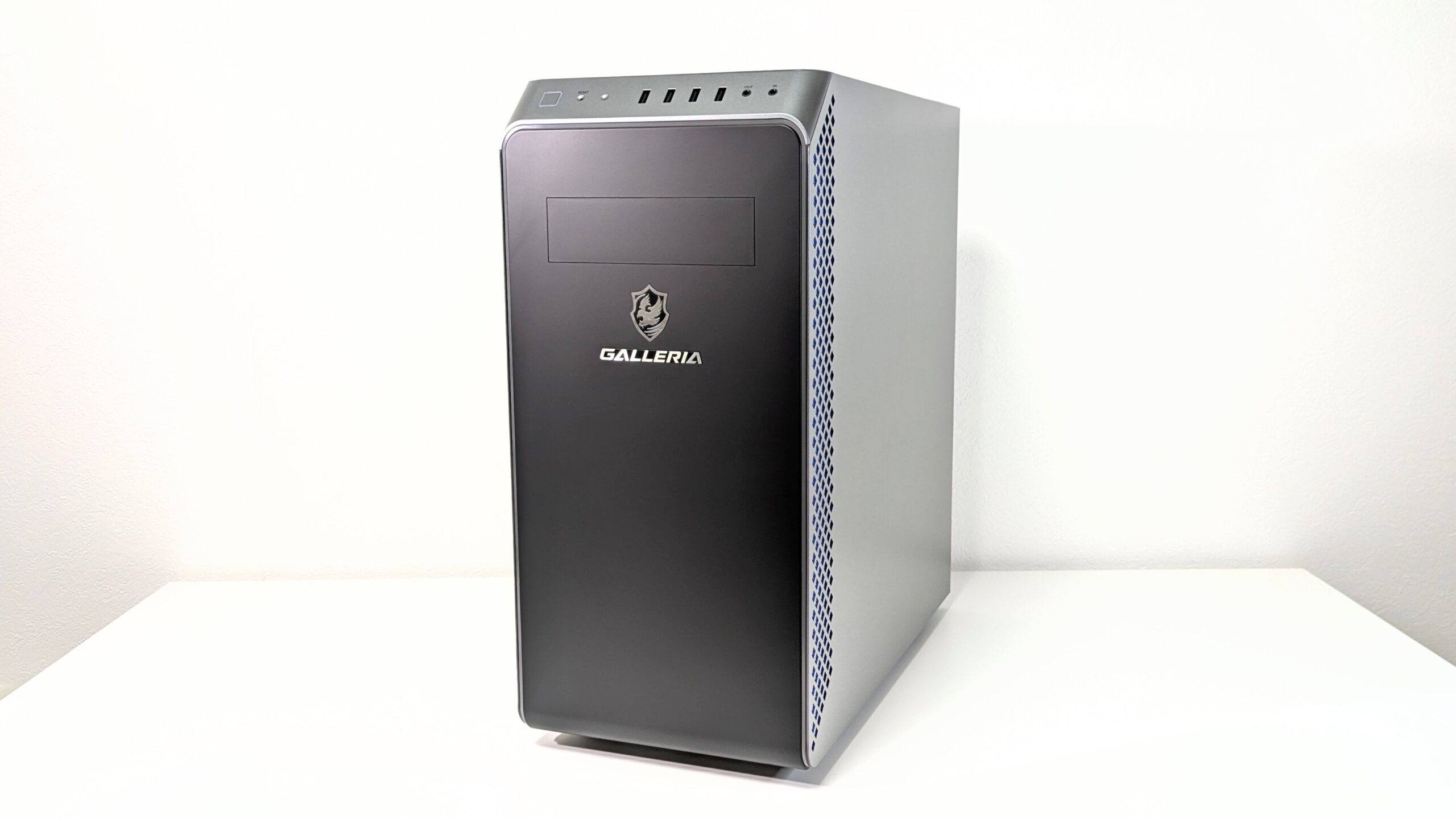 GALLERIA ZA7R-R58 9800X3D　レビュー　製品外観