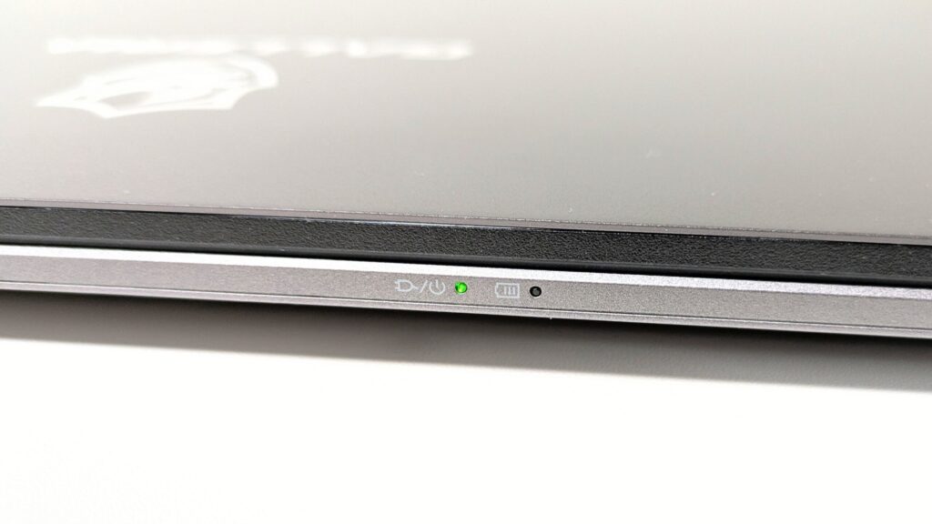 GALLERIA XL7R-R56-6A　製品外観　インジケーター