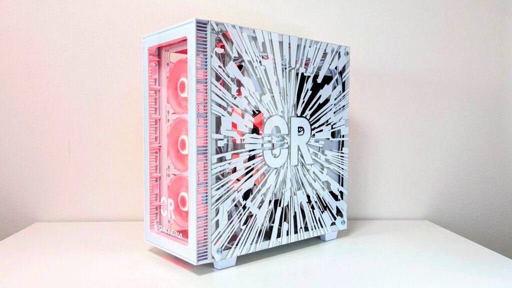 CRコラボPC　外観　電源オンの状態