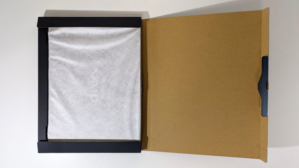 VAIOリユース品　開封