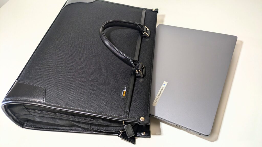 ASUS ExpertBook P3（PM3406CKA）　製品外観
