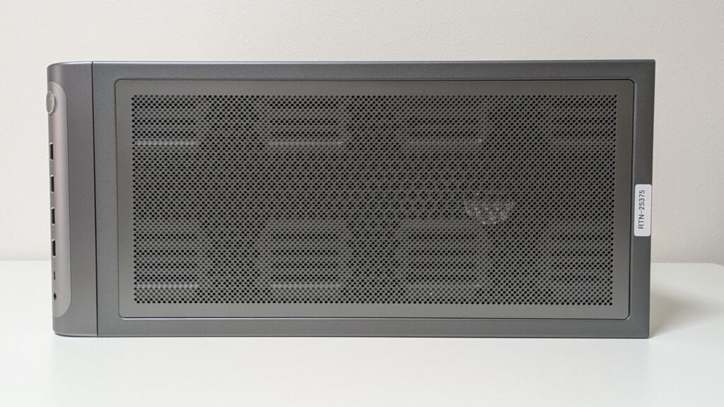 GALLERIA XPC7A-R57-GD　製品外観