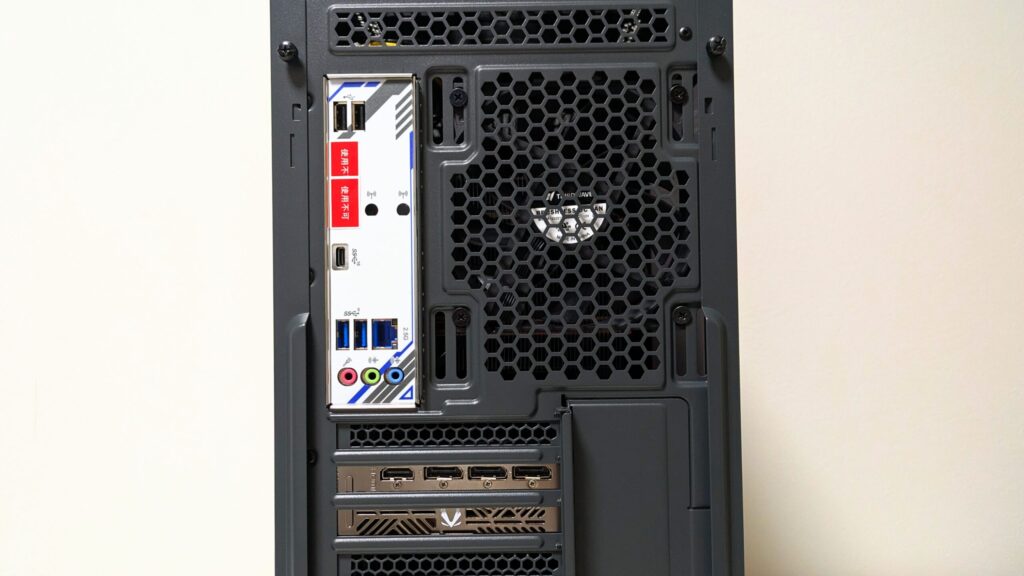 GALLERIA XPC7A-R57-GDのインターフェース