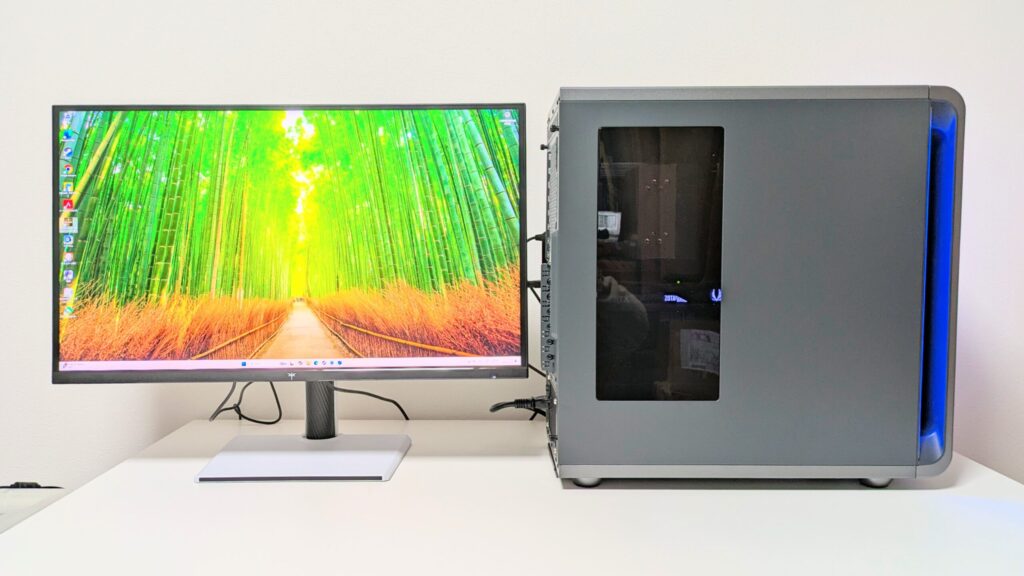 GALLERIA XPC7A-R57-GD・27インチディスプレイのサイズ比較