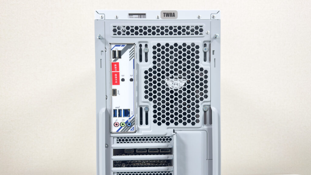 GALLERIA XPC7A-R58-WL インターフェース背面