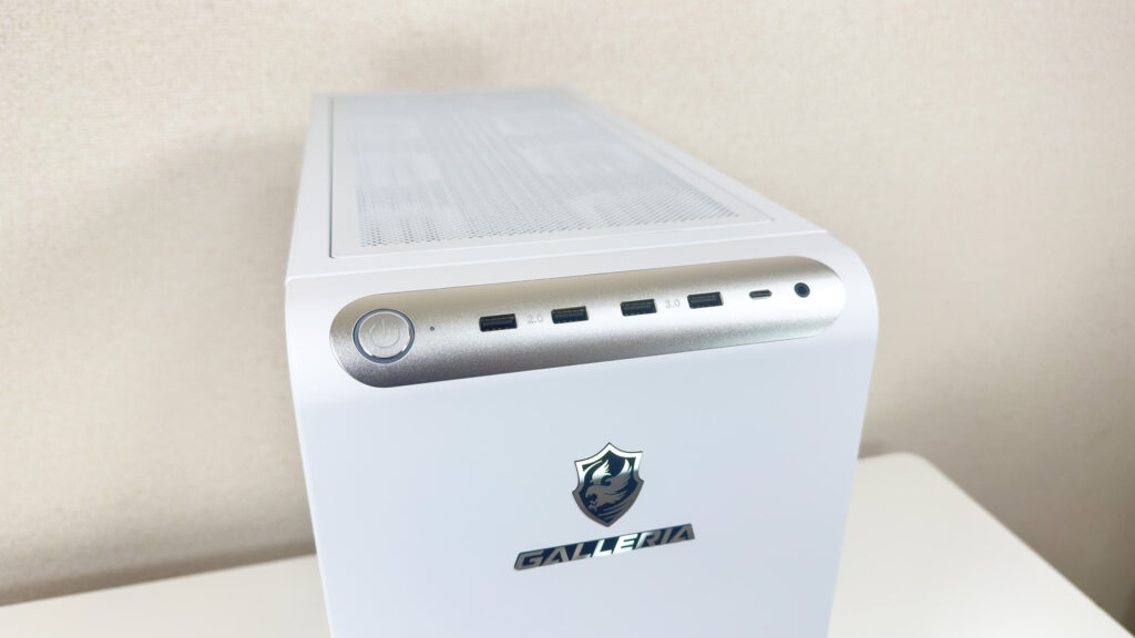 GALLERIA XPC7A-R58-WL インターフェース前面